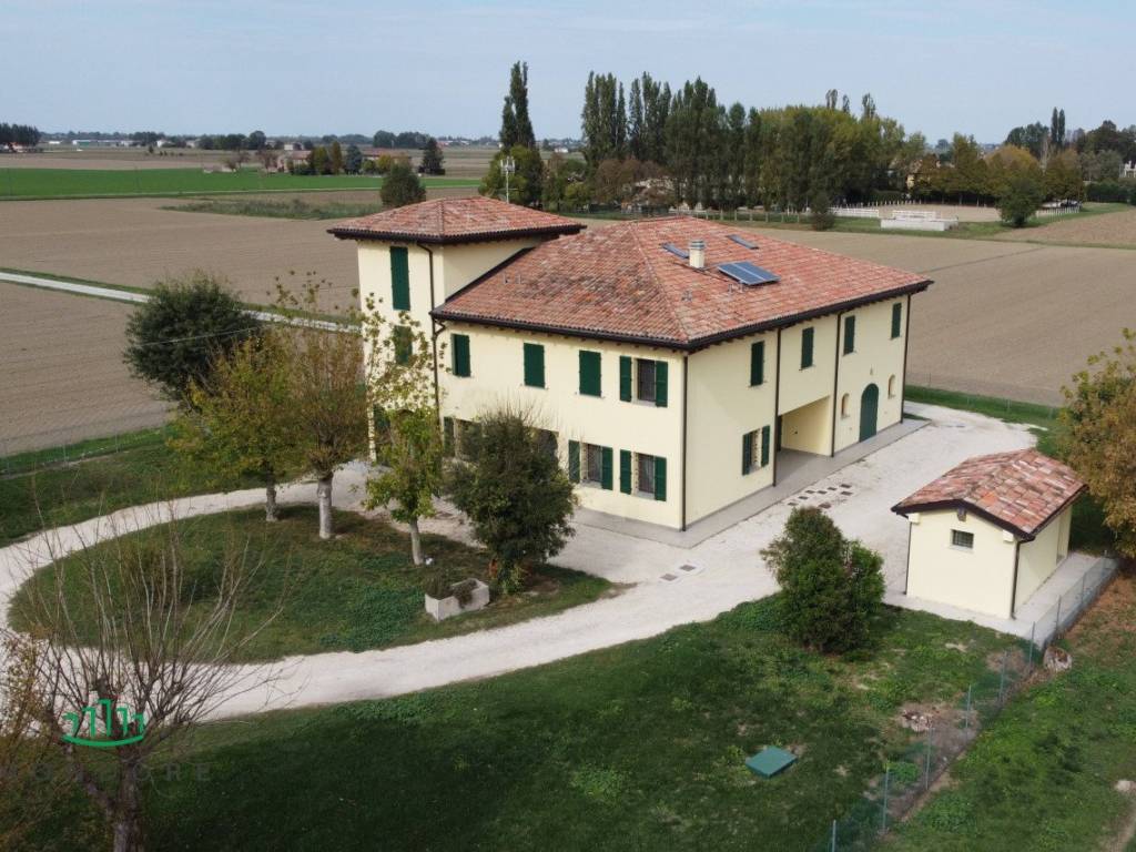 villa terre del reno 01