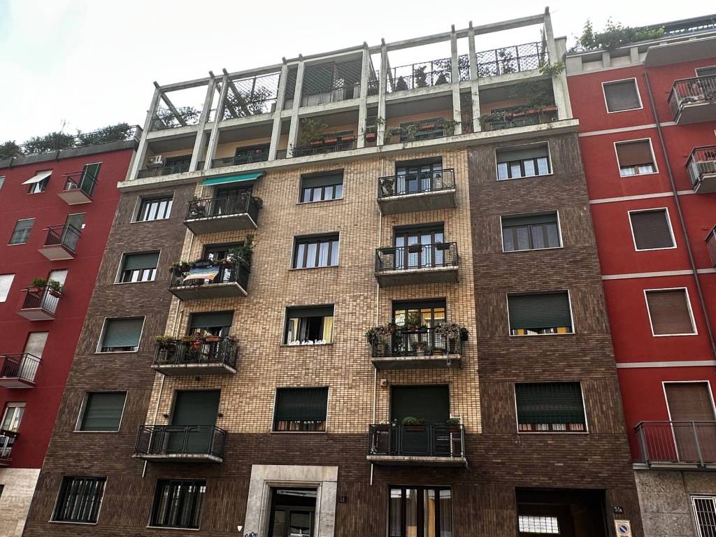 Vendita Appartamento Milano. Trilocale in via Negroli 51. Ottimo stato,  primo piano, con balcone, riscaldamento centralizzato, rif. 106453631