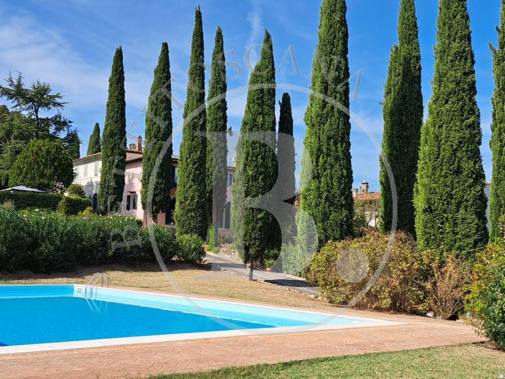 SanGimignano terratetto ristrutturato con giardino