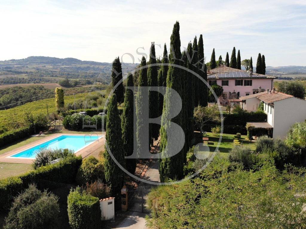 SanGimignano terratetto ristrutturato con giardino