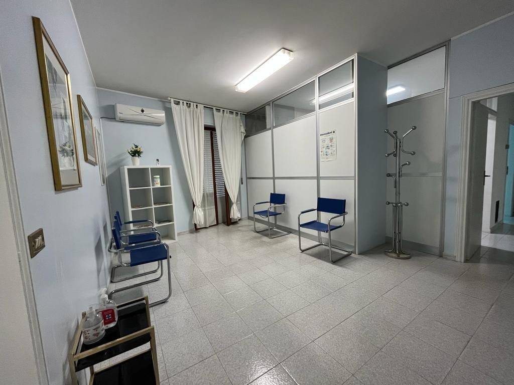 Ufficio - studio in vendita, porto d'ascoli, san benedetto del tronto