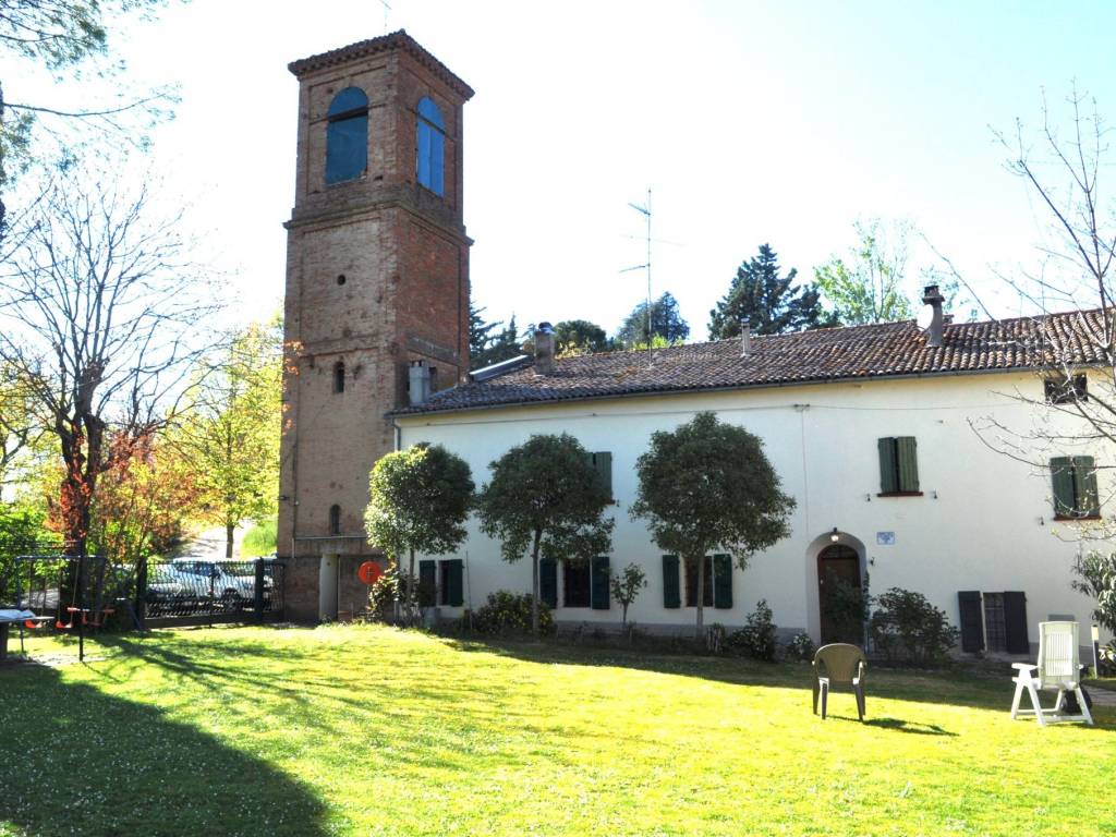 Villa unifamiliare via Pediano, Tre Monti, Imola