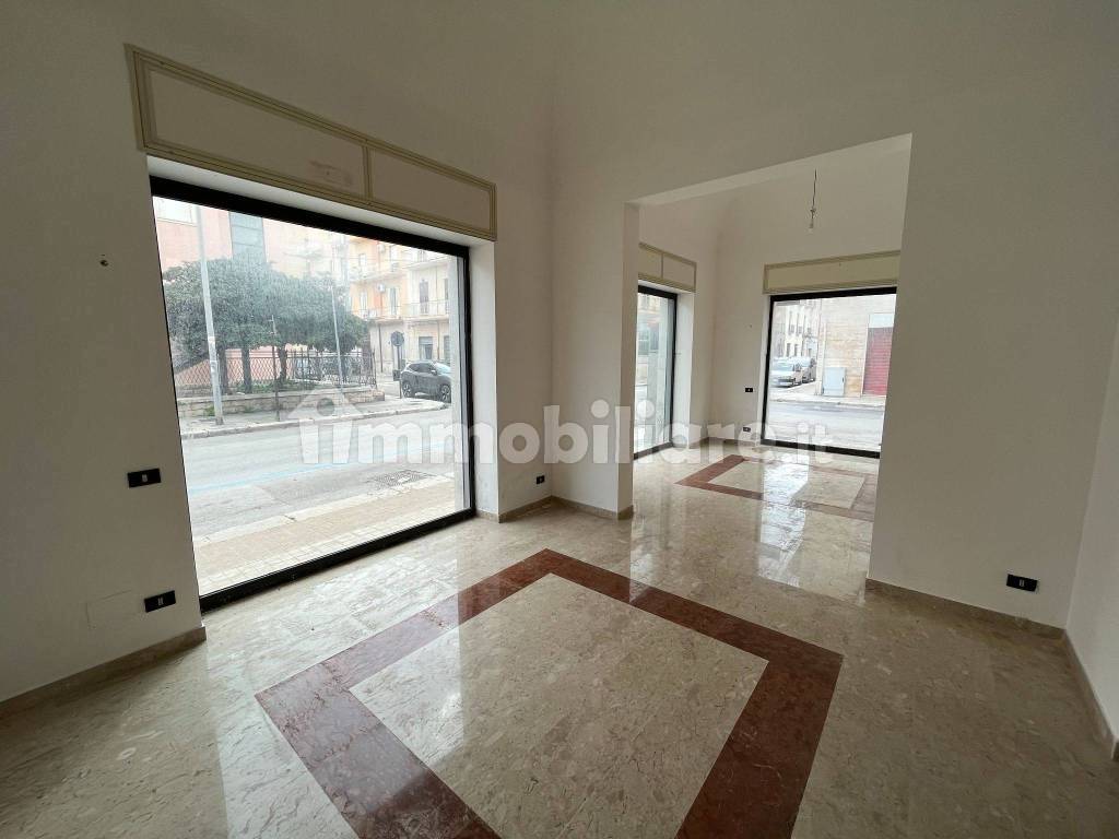 Locale commerciale via Milazzo 13, Trapani, Rif. 97787998 - Immobiliare.it