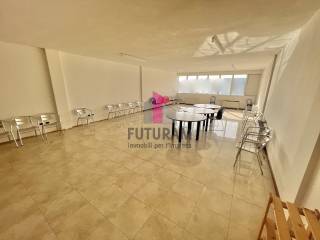 AFFITTASI UFFICIO 85MQ A CASSOLA