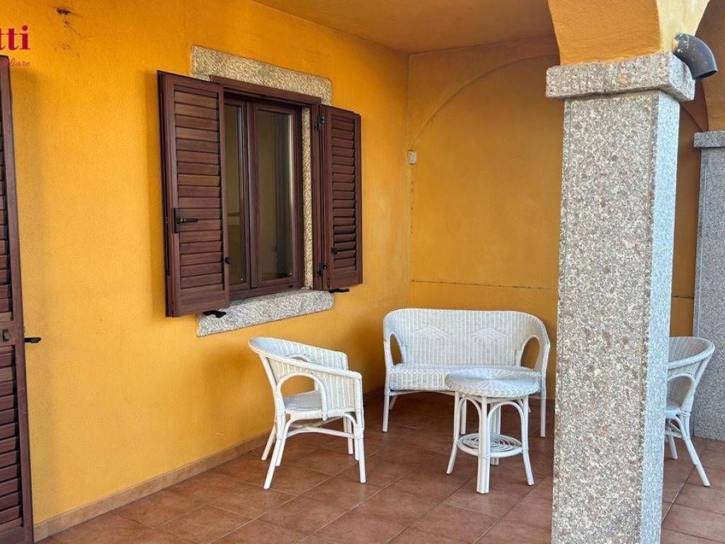 Veranda d'ingresso.JPG