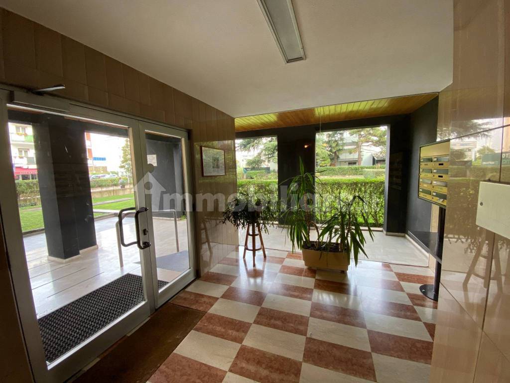 Sale Apartment Bolzano. 3room flat in via Maso della Pieve 13. Good