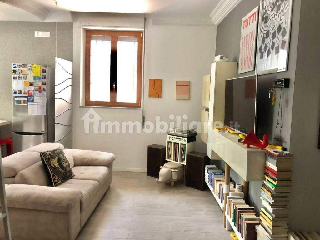 Sale Apartment Salerno. 3room flat in via Ruggiero de Fugaldo