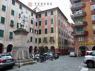 piazza Fratelli Bandiera