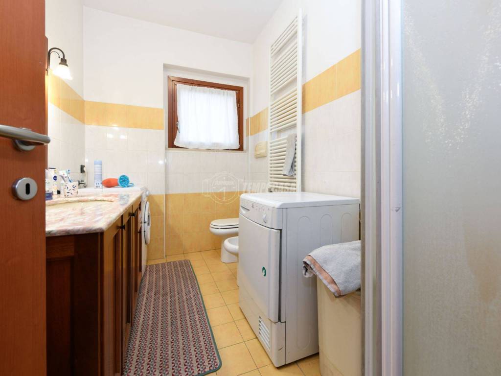 BAGNO FINESTRATO