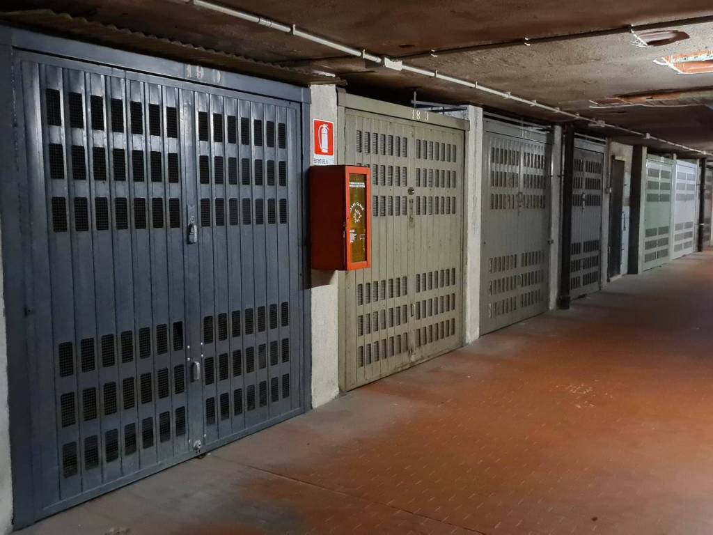Garage - box via millefonti 18a, nizza millefonti, torino