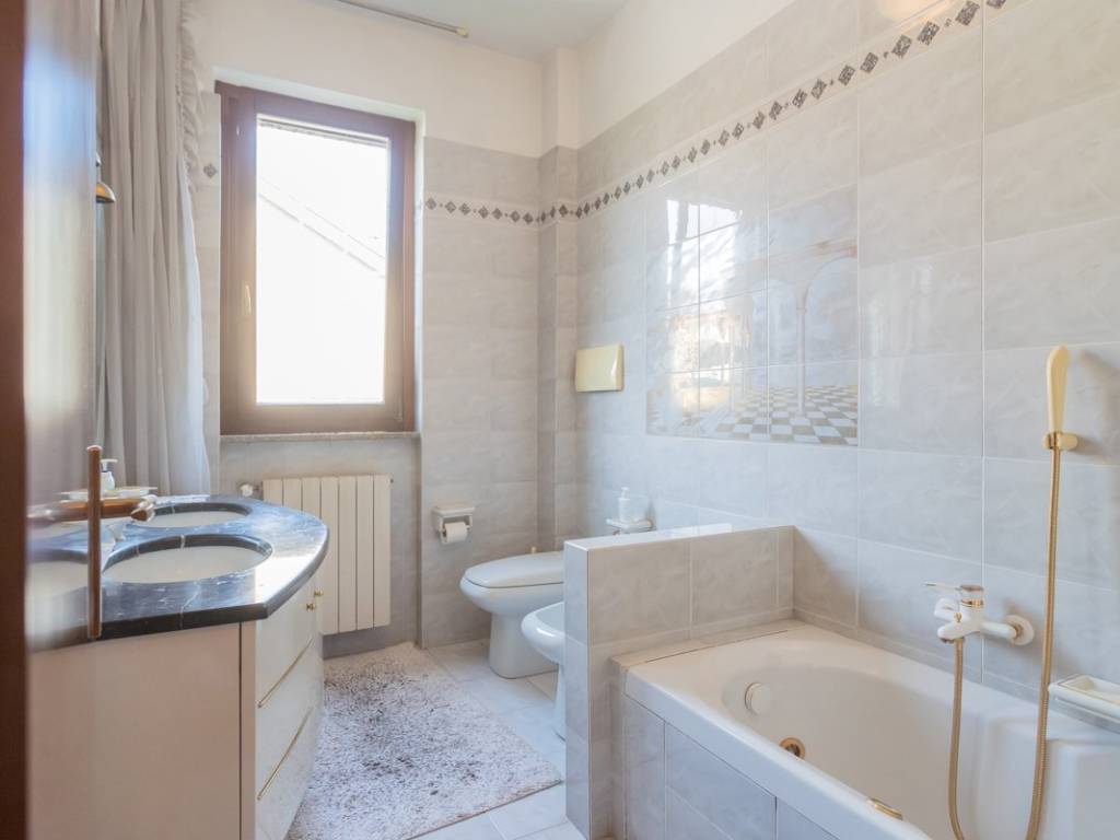 bagno padronale P1