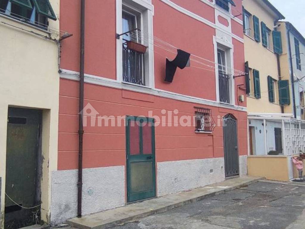 Appartamento via Campenave 76, Vesima - Crevari, Genova