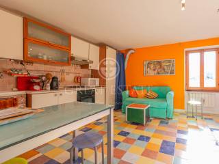 vendesi-appartamento-in-centro-storico-in-umbria-terni-fabro-16971842966473.jpg