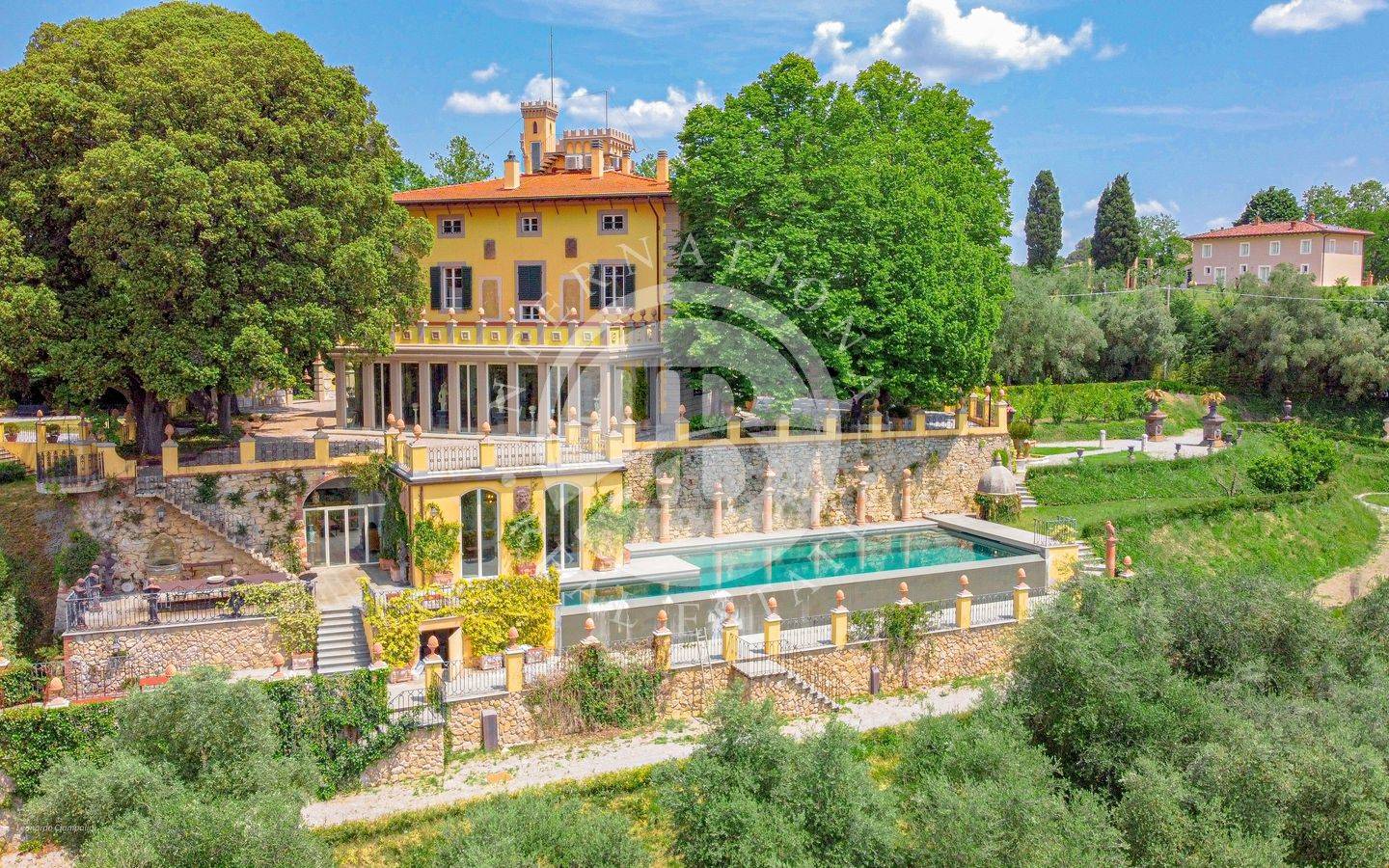 Villa in vendita a Crespina e Lorenzana