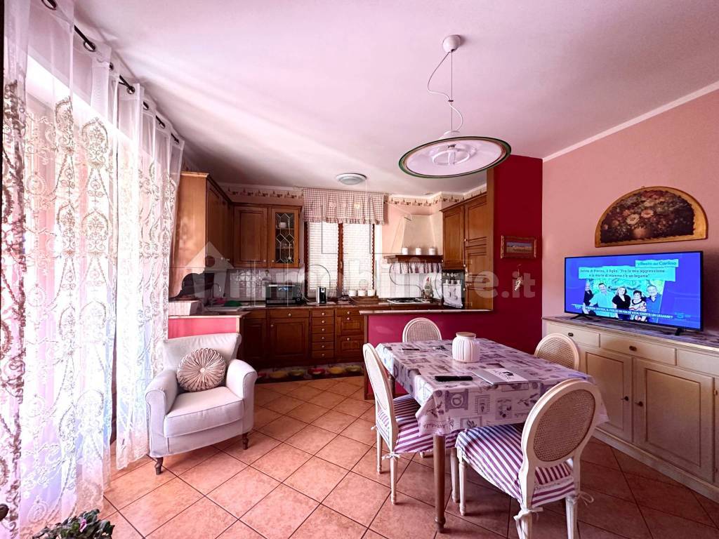 cucina/sala da pranzo 