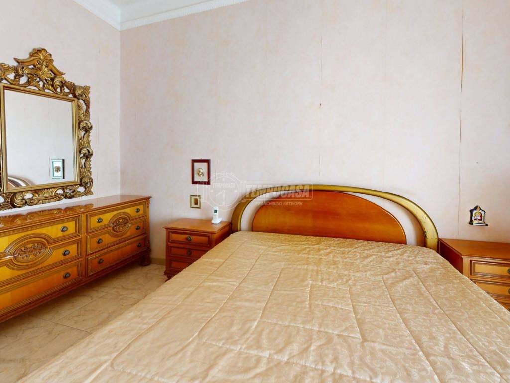Via-Salvemini-1L-Bedroom(1)