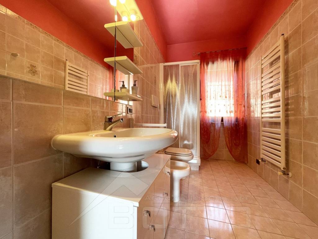 casa vendita momo bagno