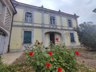 facciata casa padronale