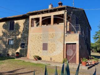 Podere tra Volterra e San Gimignano