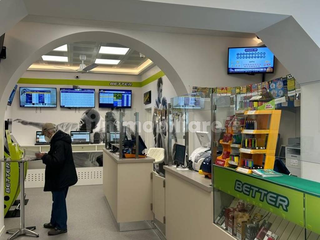 Tabaccheria, Genova, Rif. 106900277 Immobiliare.it