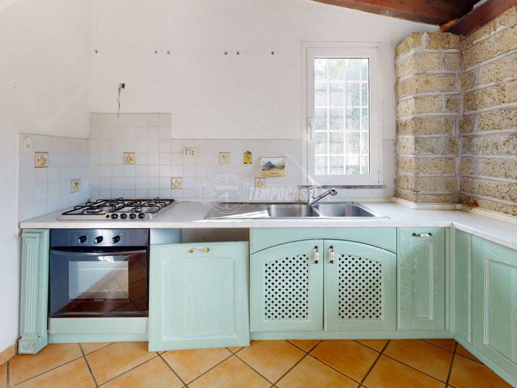 Strada-Vicinale-Di-vigna-moriconi-Kitchen