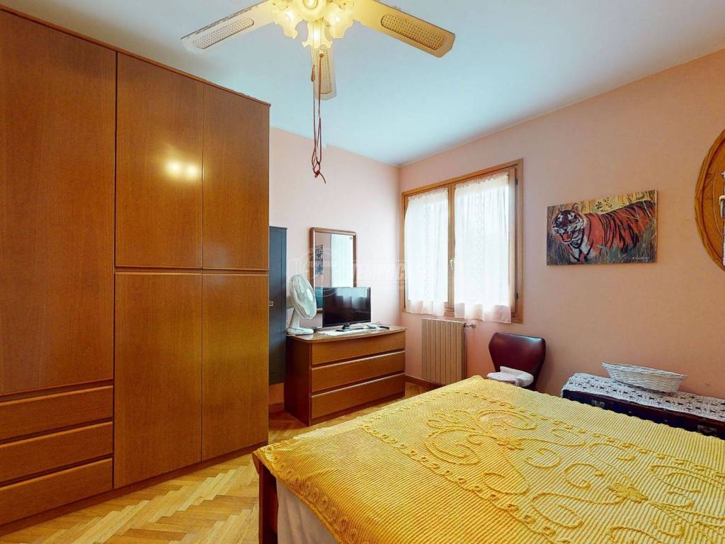 V194-10262023_105843