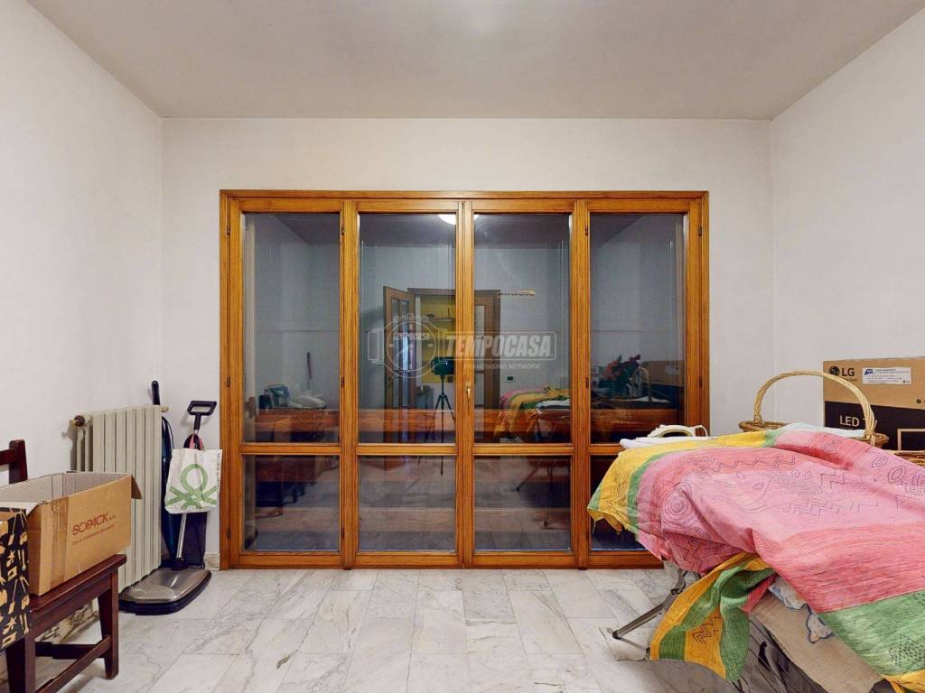 V194-10262023_105946