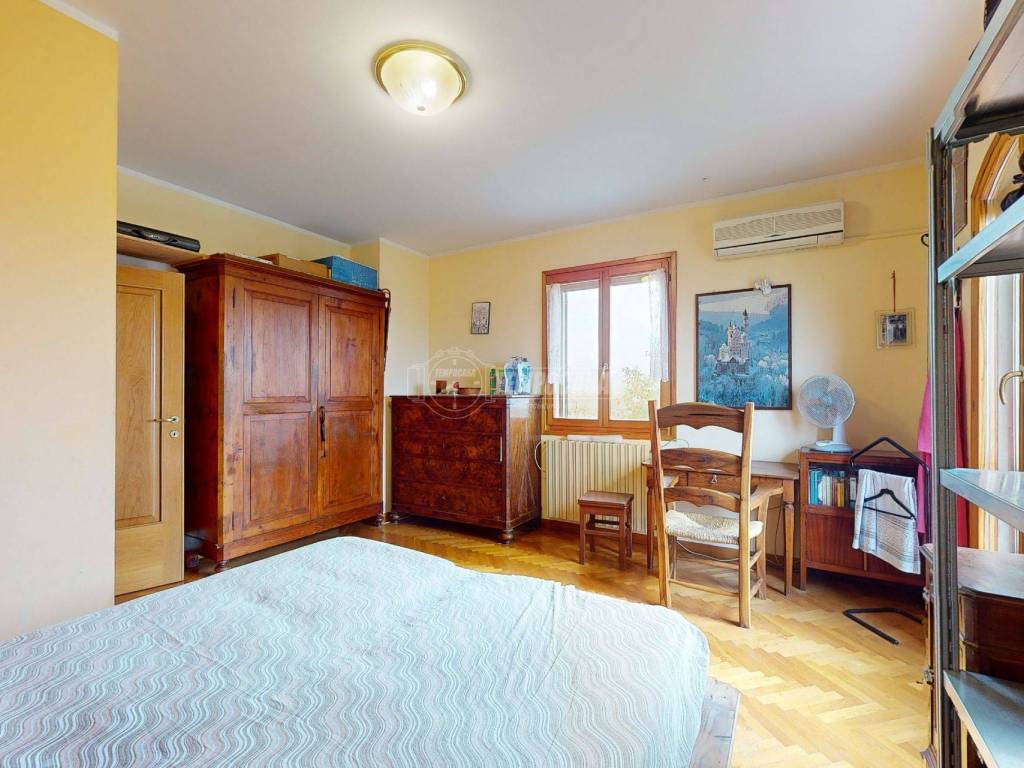 V194-10262023_110059