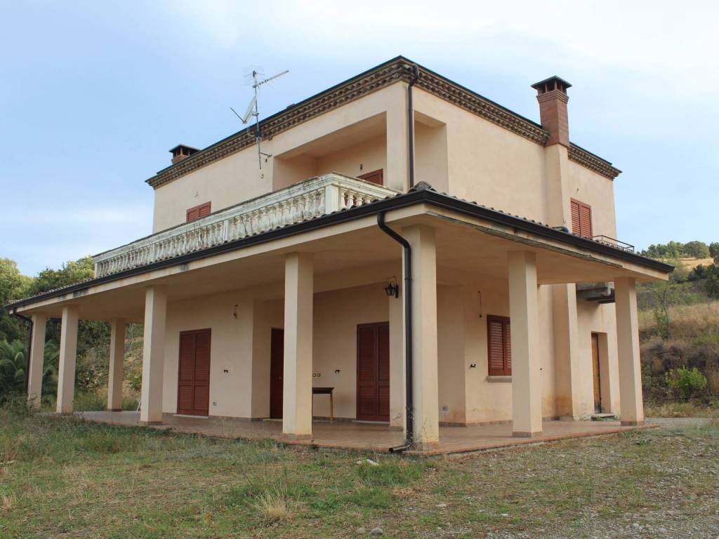 casa di campagna