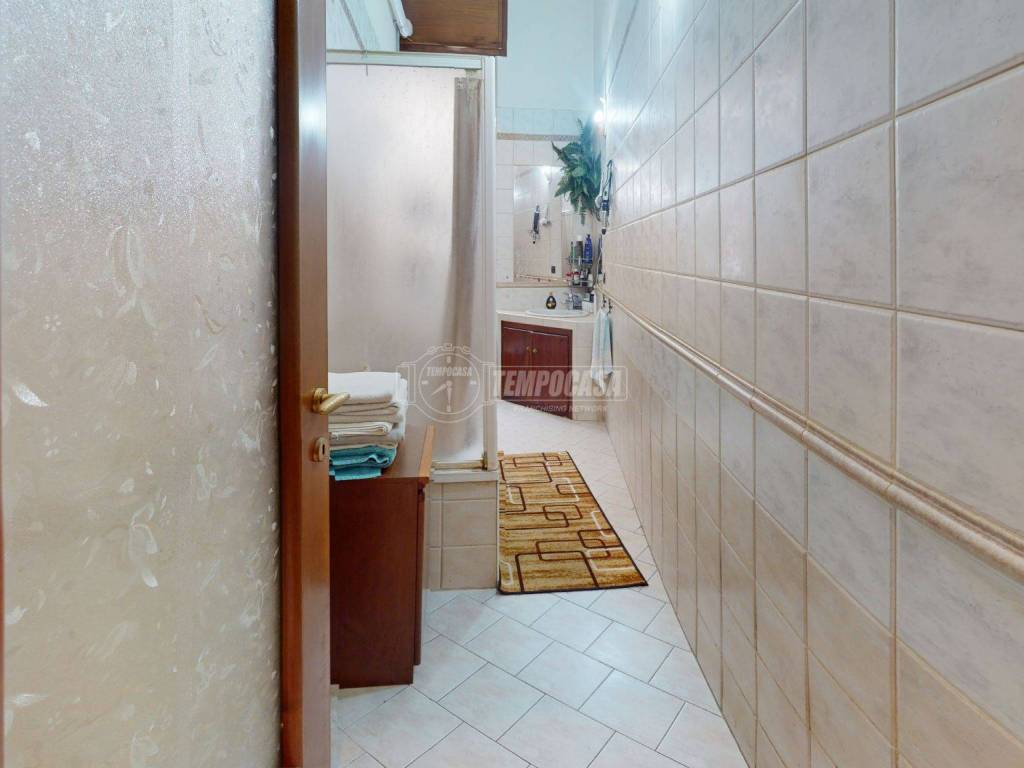 17C-Via-Eusebio-Bava-Bathroom