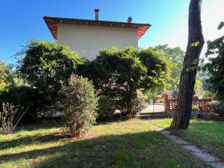 VILLA CON PARCO AREZZO PERIFERIA