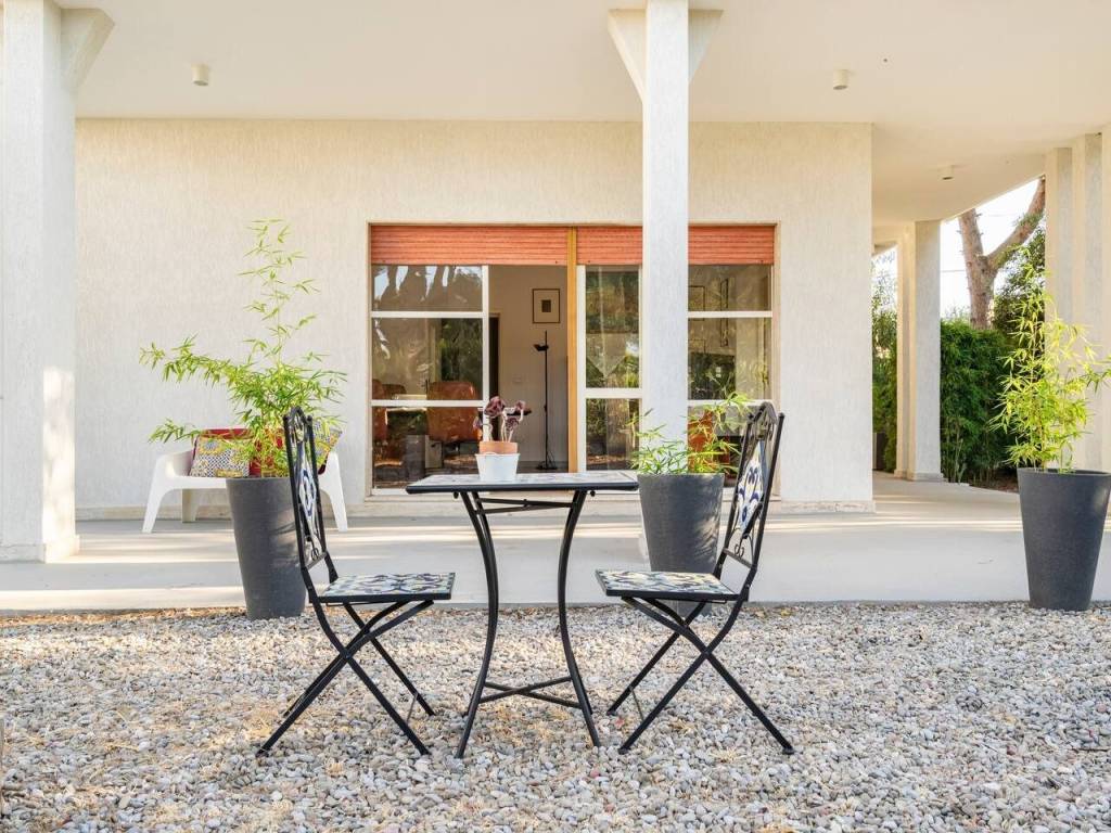 Villa bifamiliare strada comunale saguerra, leporano marina, leporano
