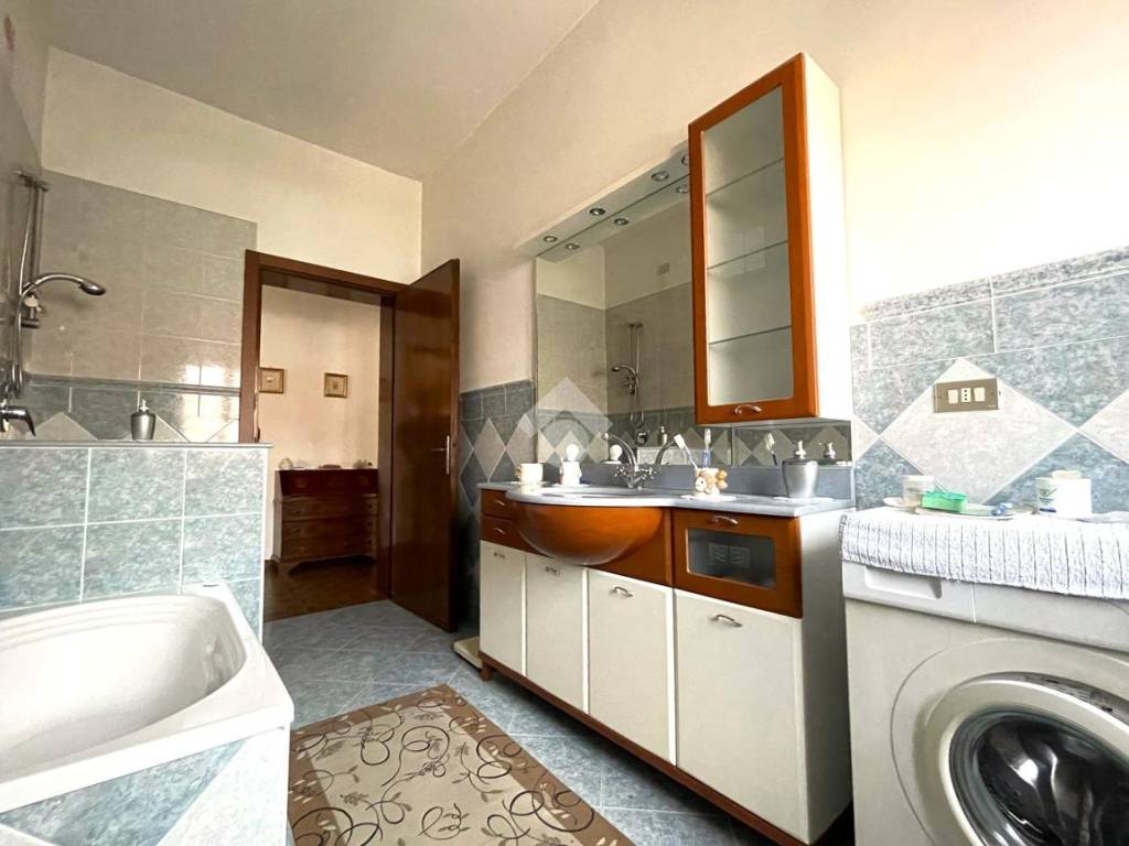 BAGNO PIANO1,