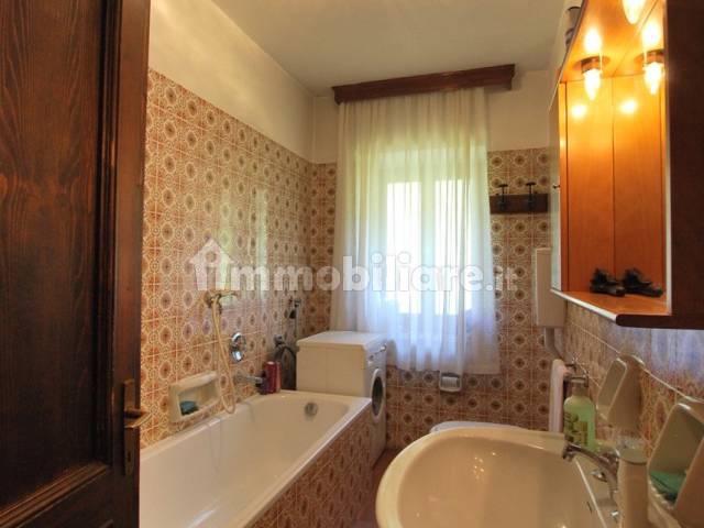 bagno appartamento cella auronzo