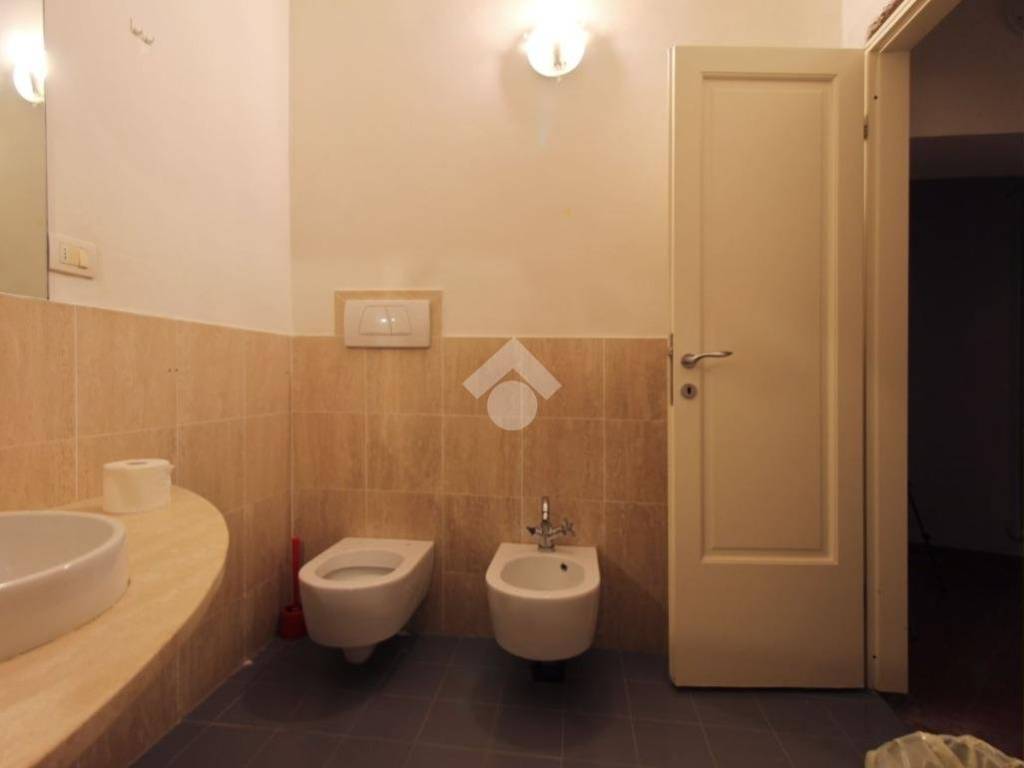 Bagno seminterrato