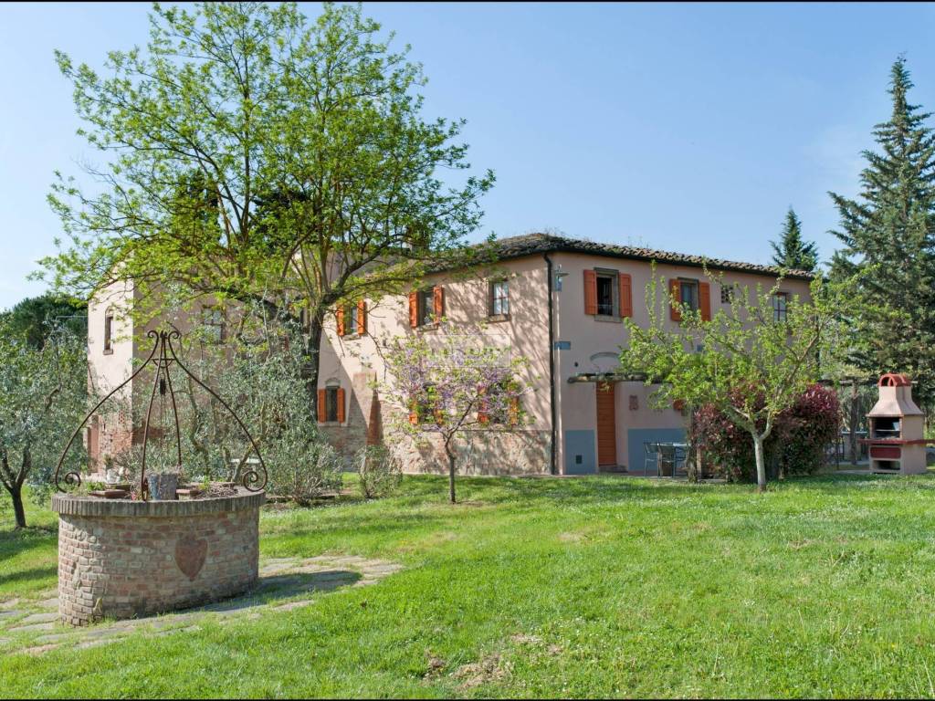 Villa in stile rustico toscano