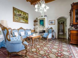 Salone