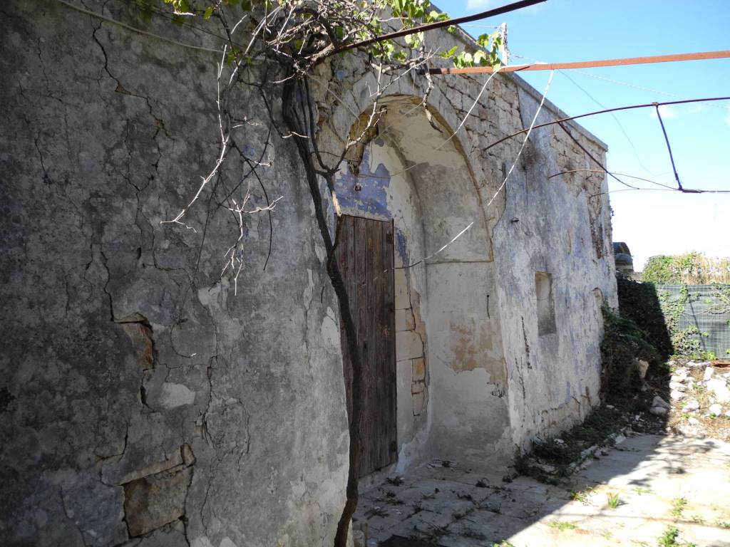 fronte del trullo