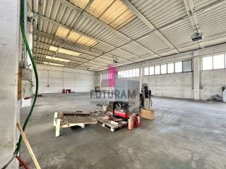 CAPANNONE 1200MQ IN VENDITA A CITTADELLA