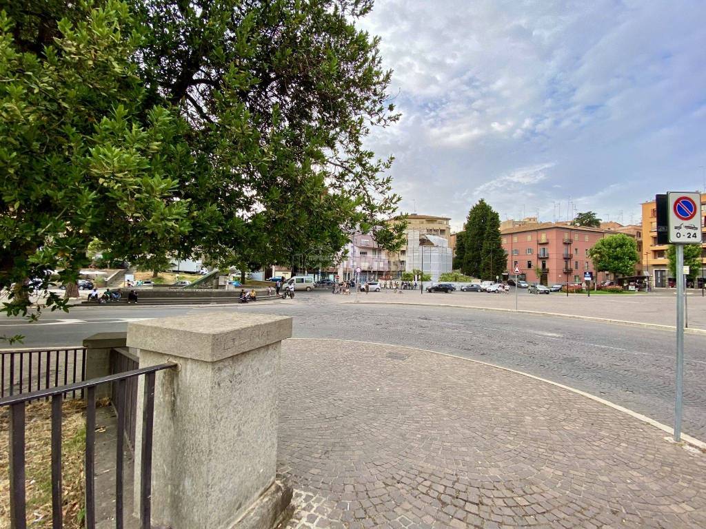 Piazza del Sacrario