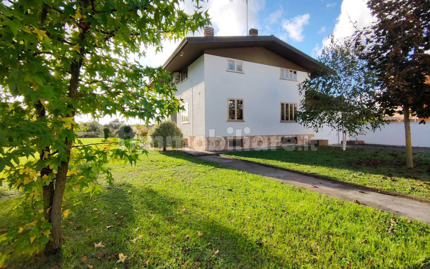 Villa bifamiliare via Varmo, Via Lumignacco - Via Pozzuolo, Udine