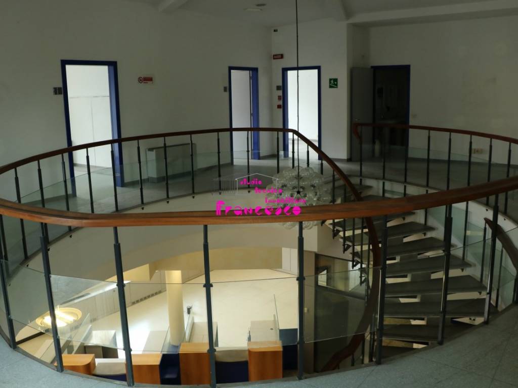 Particolare delle scale al primo piano