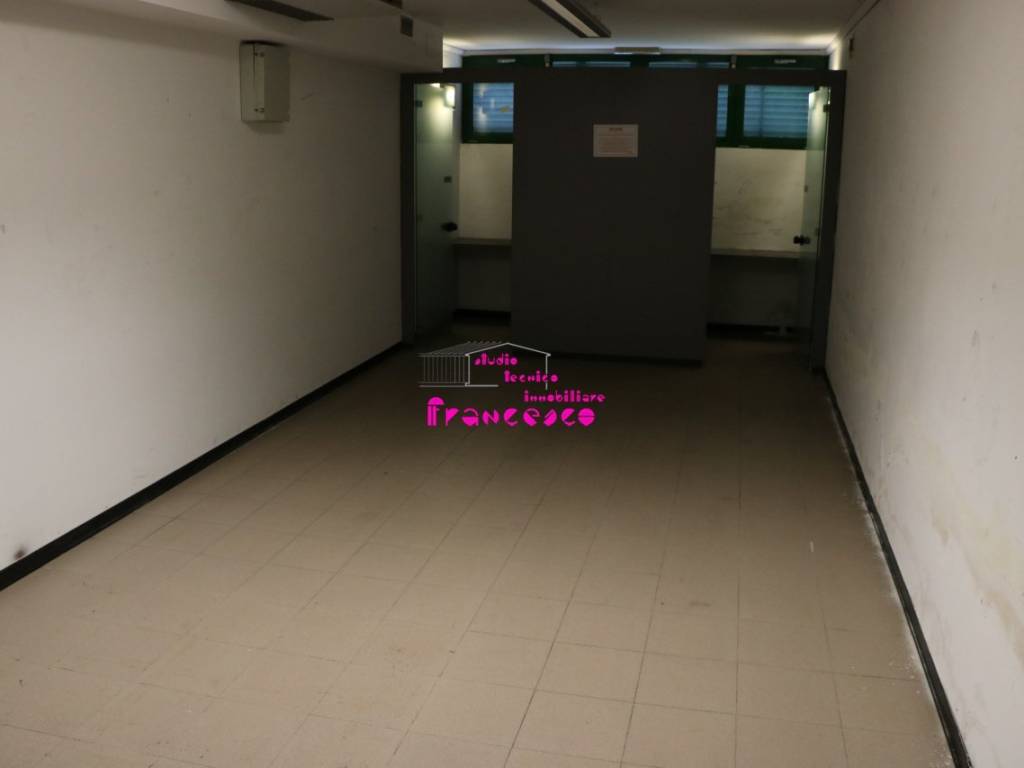 Vano archivio al piano seminterrato