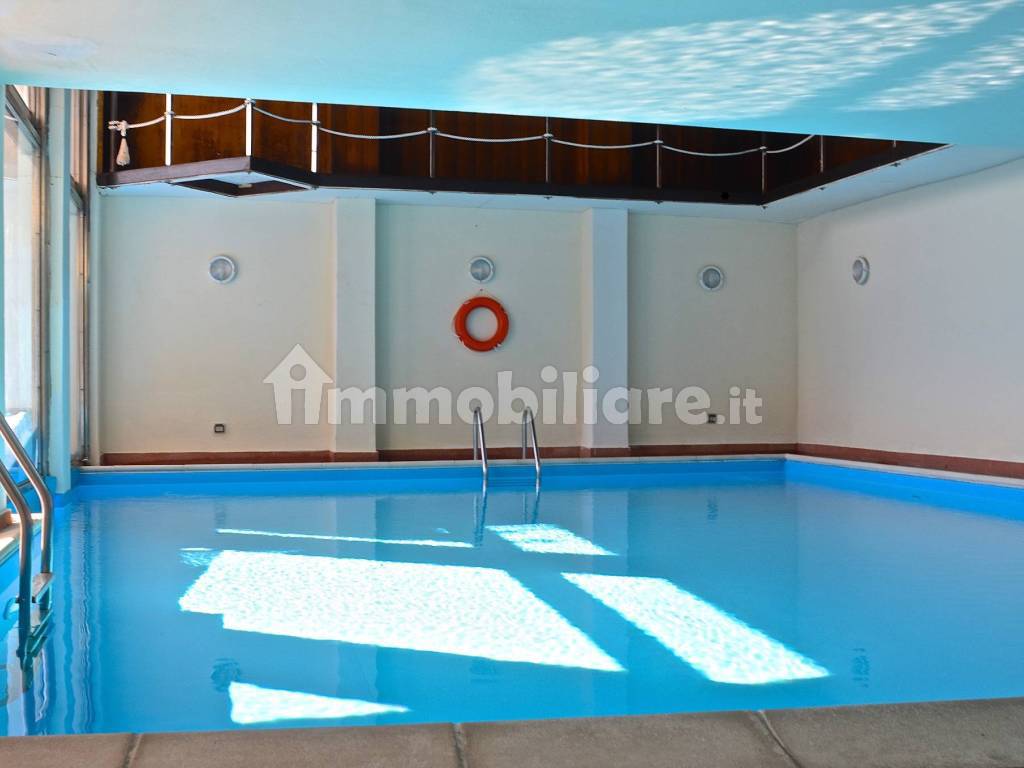 La piscina