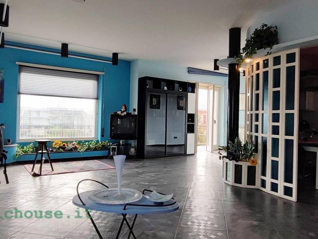 Sale Apartment in via Michele Mallozzi. Minturno. Good condition