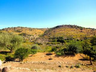 002__casa_con_giardino_vista_mare_in_centro_a_noto_03.jpg