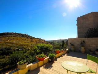 003__casa_con_giardino_vista_mare_in_centro_a_noto_04.jpg