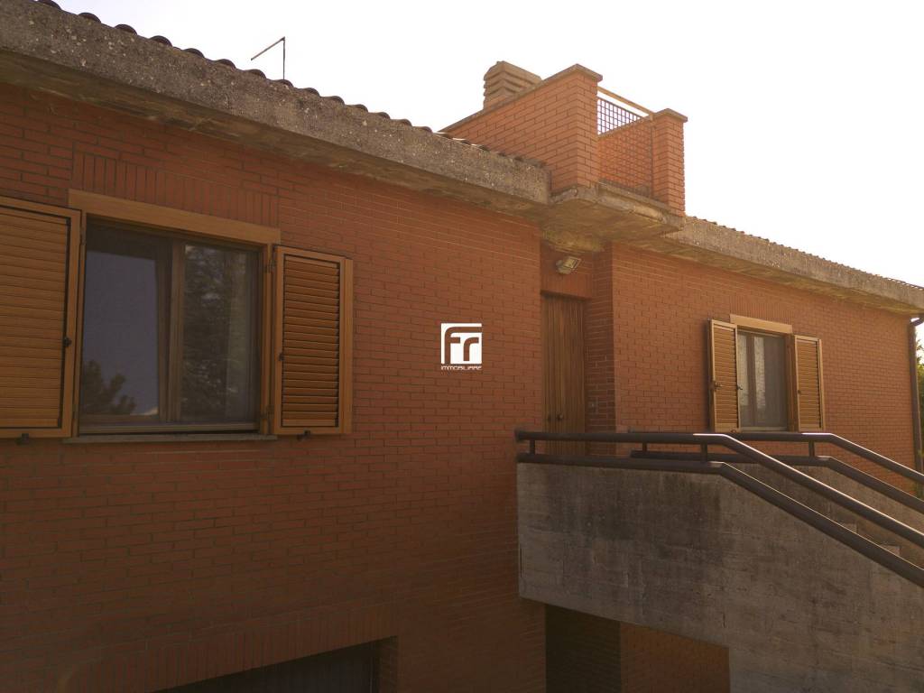 Esterno