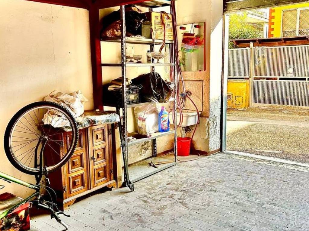 Garage - box galileo galilei 6, villaricca