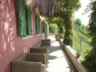 Balconata fronte villa